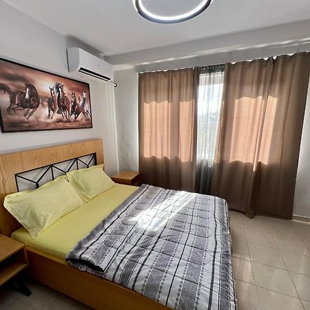 Apartment In Skanderbeg Square - Tirana Center 2 מראה חיצוני תמונה