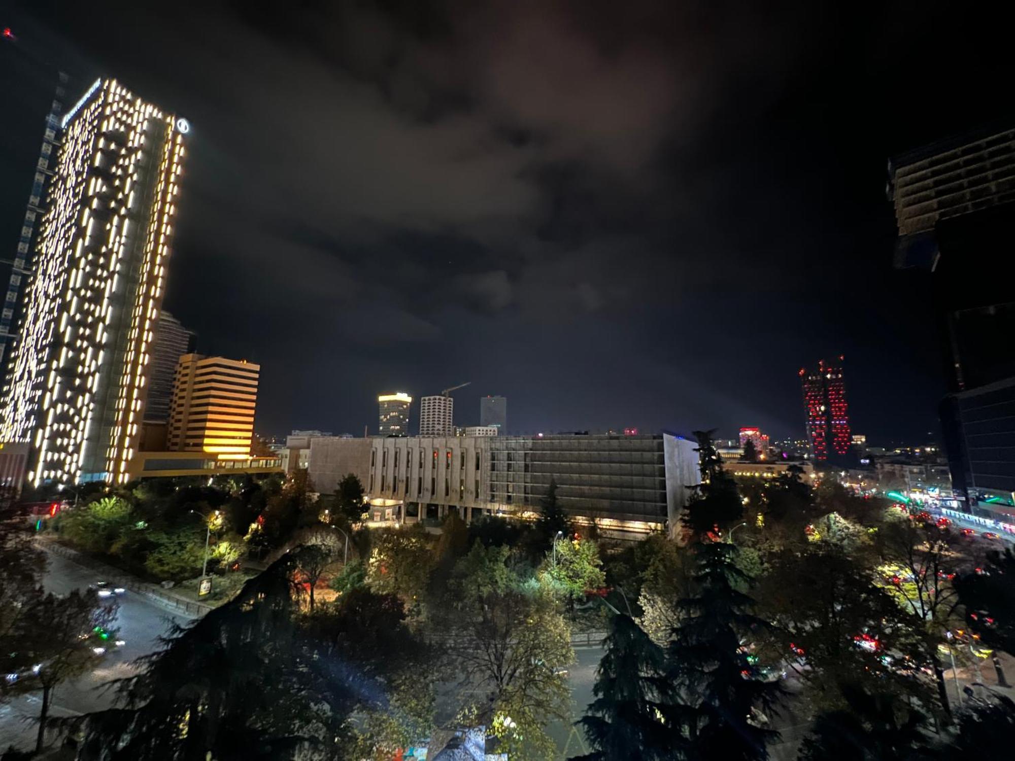 Apartment In Skanderbeg Square - Tirana Center 2 מראה חיצוני תמונה